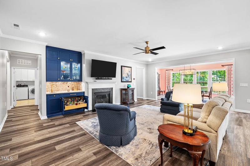 637 Hatters Creek Ln, Wake Forest, NC 27587
