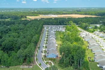 637 Hatters Creek Ln, Wake Forest, NC 27587