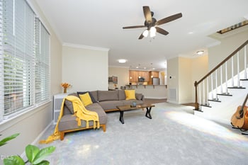 637 Lake Artesia Ln, Fuquay Varina, NC 27526