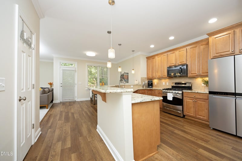 637 Lake Artesia Ln, Fuquay Varina, NC 27526