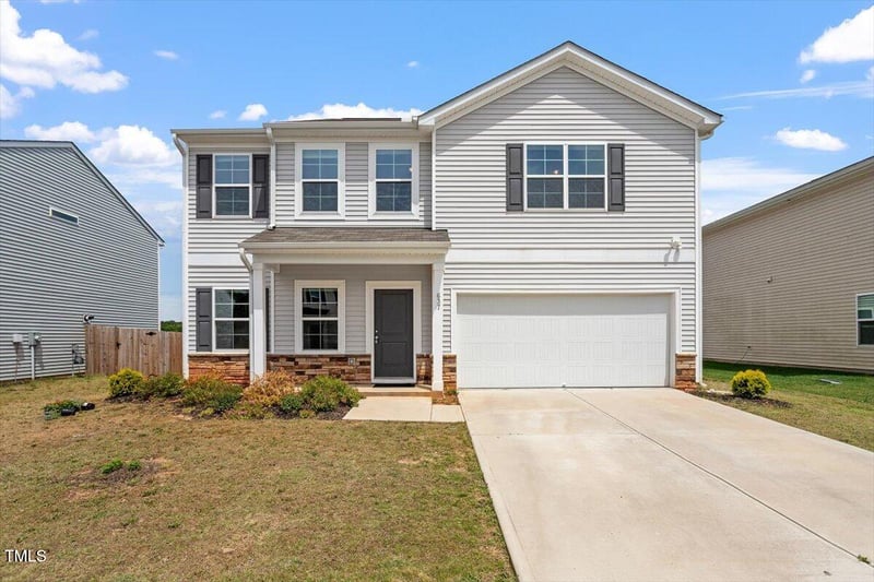 637 Marrian Dr, Clayton, NC 27520