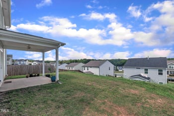 637 Marrian Dr, Clayton, NC 27520