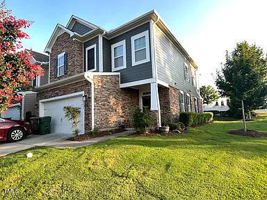 637 Mountain Pine Dr, Cary, NC 27519