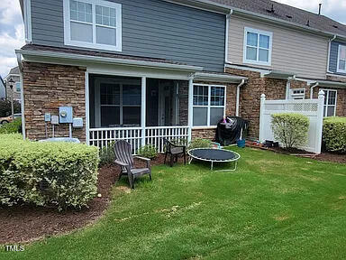 637 Mountain Pine Dr, Cary, NC 27519