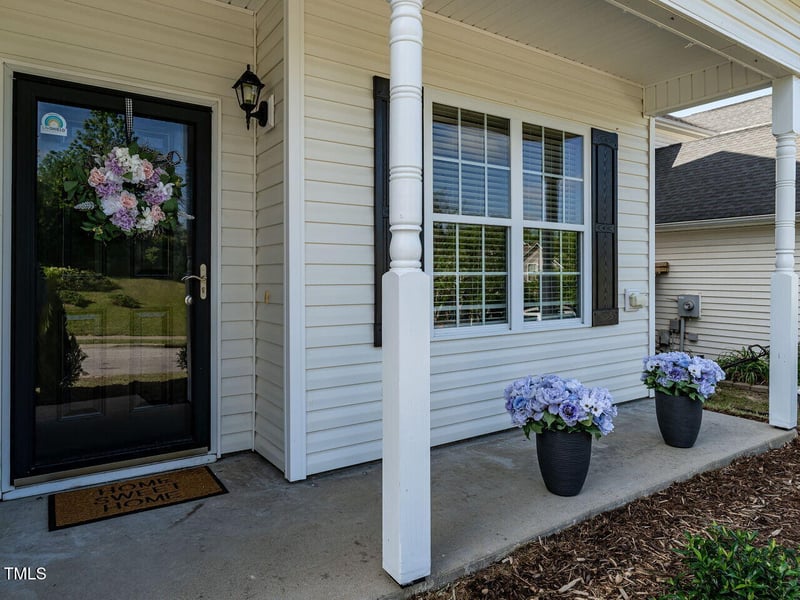 637 Prickly Pear Dr, Fuquay Varina, NC 27526