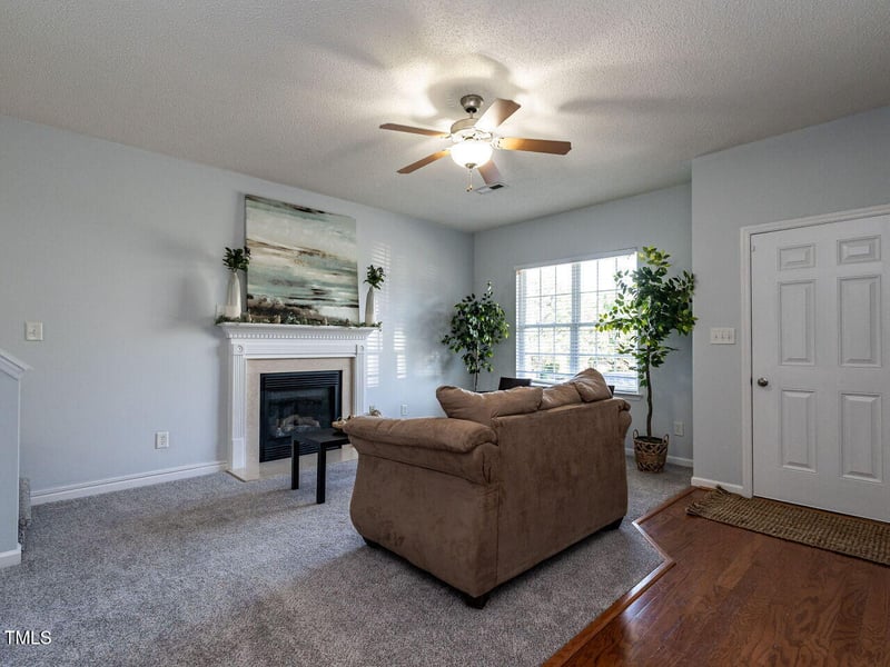 637 Prickly Pear Dr, Fuquay Varina, NC 27526