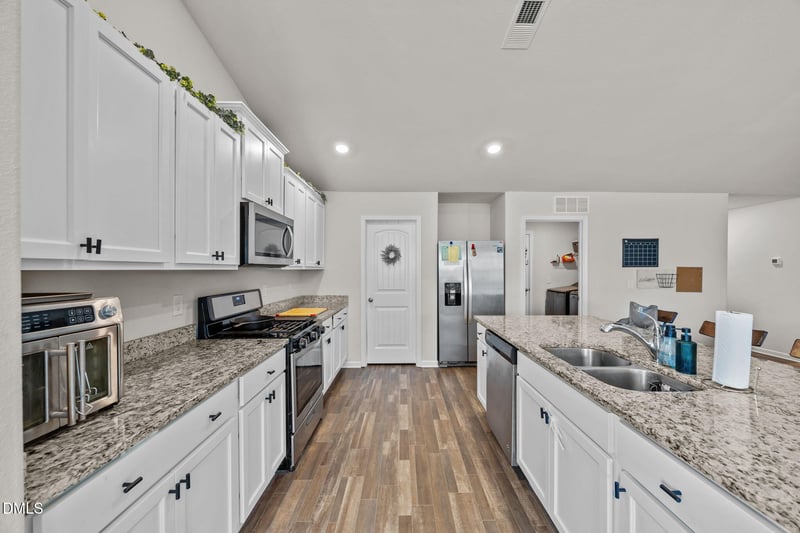 637 Southwick Pl, Mebane, NC 27302