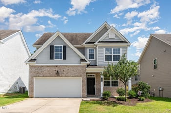 637 Stapleford Ln, Fuquay Varina, NC 27526