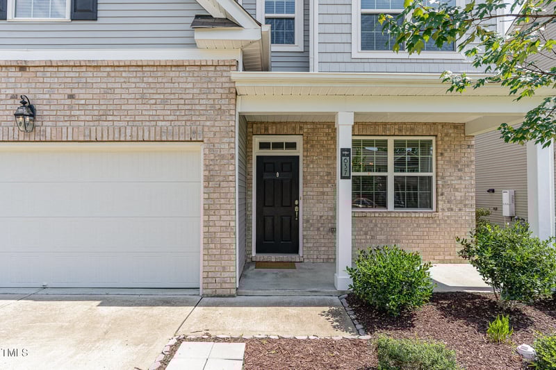 637 Stapleford Ln, Fuquay Varina, NC 27526