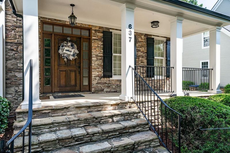 637 Walters Dr, Wake Forest, NC 27587