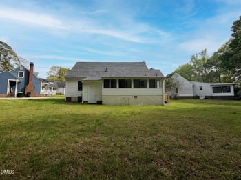 637 Yates Pl, Zebulon, NC 27597