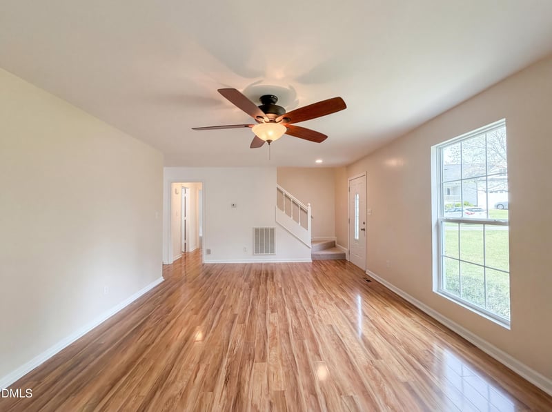 637 Yates Pl, Zebulon, NC 27597