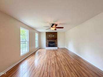 637 Yates Pl, Zebulon, NC 27597