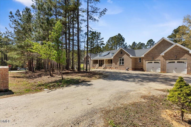 6370 Golden Ct, Zebulon, NC 27597