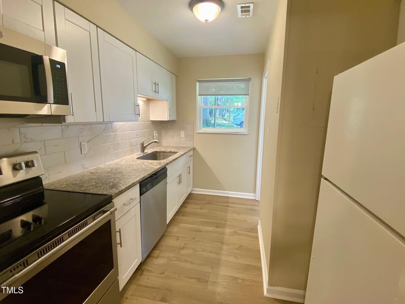 6371 New Market Way, Raleigh, NC 27615