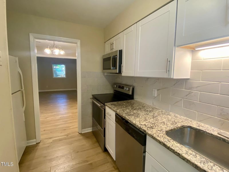 6371 New Market Way, Raleigh, NC 27615