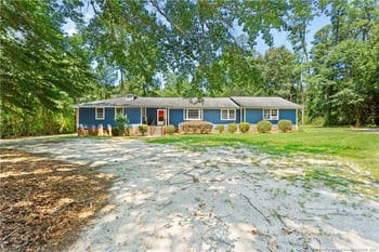 6375 Bingham Pl, Fayetteville, NC 28304