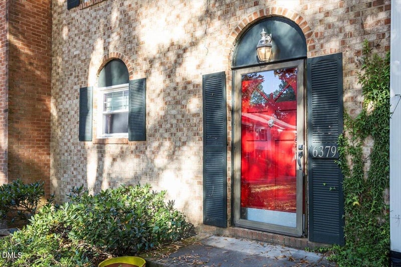 6379 New Market Way, Raleigh, NC 27615