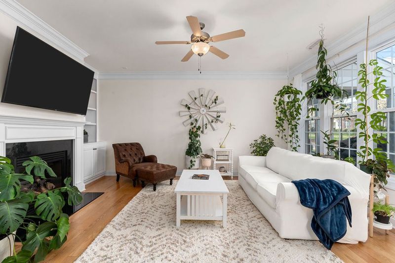 638 Democracy St, Raleigh, NC 27603
