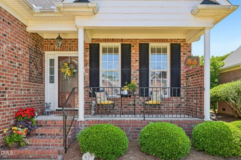 638 Lakota Dr, Fuquay Varina, NC 27526