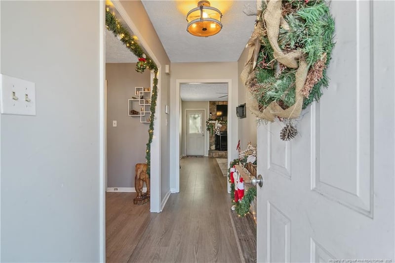 6381 Rhemish Dr, Fayetteville, NC 28304