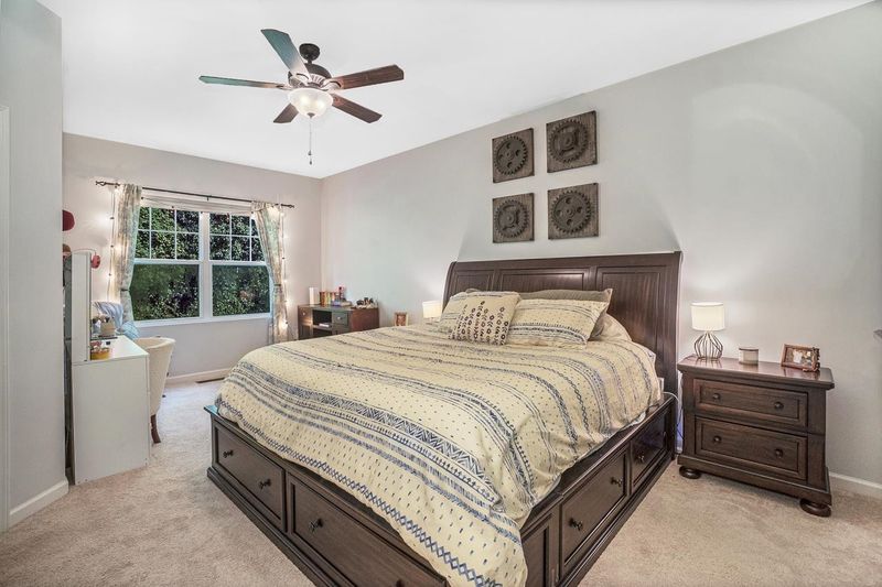 639 Briarcliff St, Apex, NC 27502