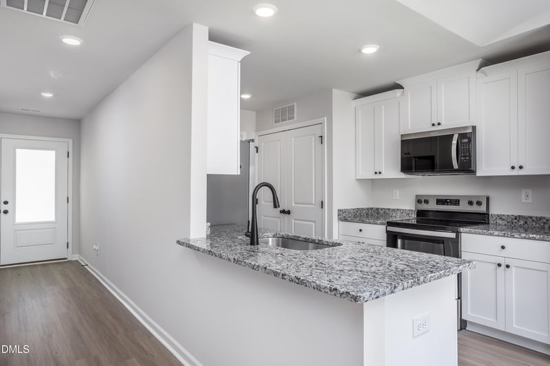 639 Chedworth Dr, Angier, NC 27501