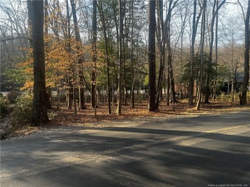 639 Chelsea Dr, Sanford, NC 27332