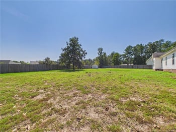 639 Corsegan Rd, Fayetteville, NC 28306