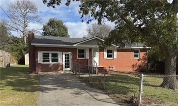 639 Woodburn Dr, Fayetteville, NC 28311