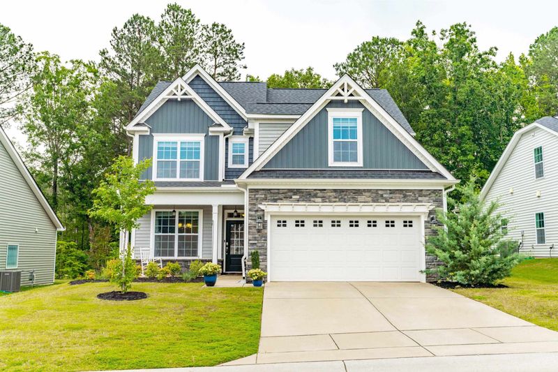 64 Bowhill Dr, Clayton, NC 27527