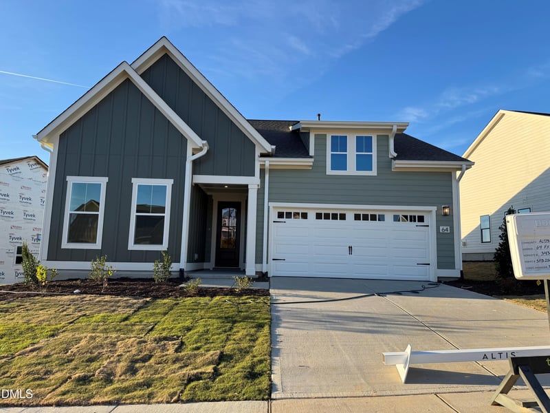 64 Firefly Ln, Fuquay Varina, NC 27526