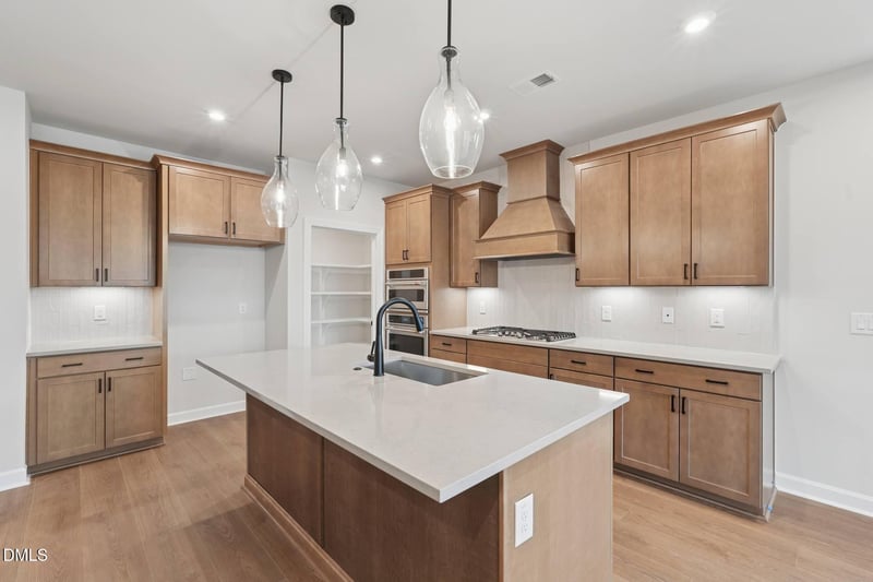 64 Firefly Ln, Fuquay Varina, NC 27526