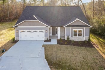 64 Killarney Ave, Lillington, NC 27546
