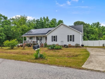 64 Marie Ct, Willow Springs, NC 27592