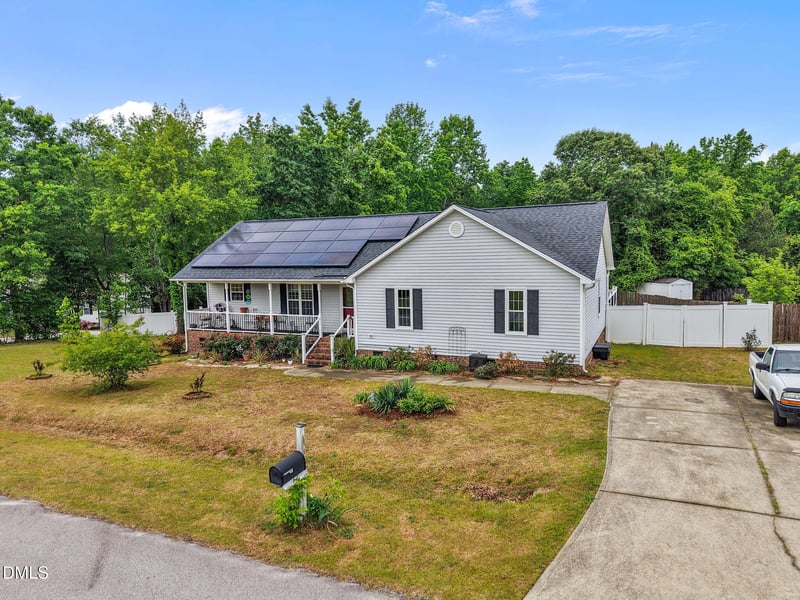 64 Marie Ct, Willow Springs, NC 27592