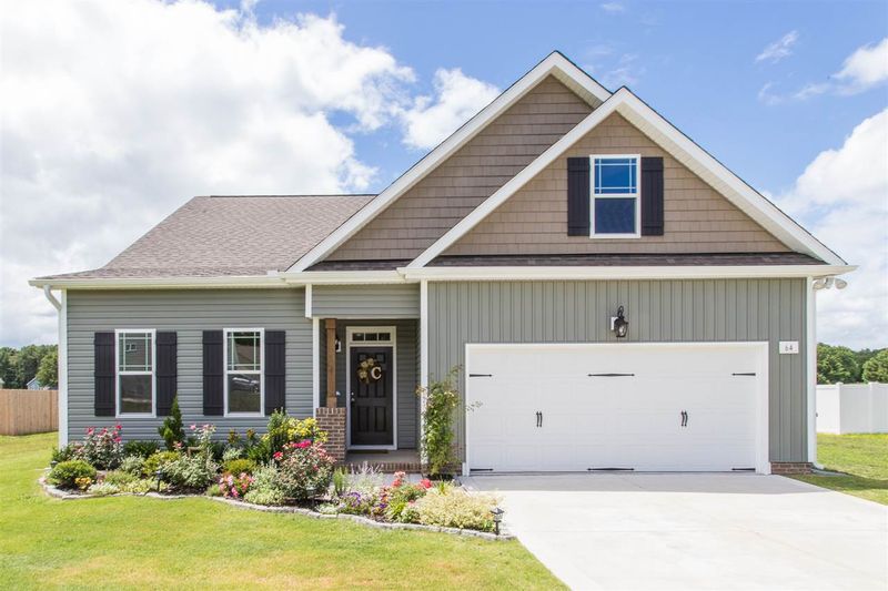 64 Marywood Dr, Clayton, NC 27520