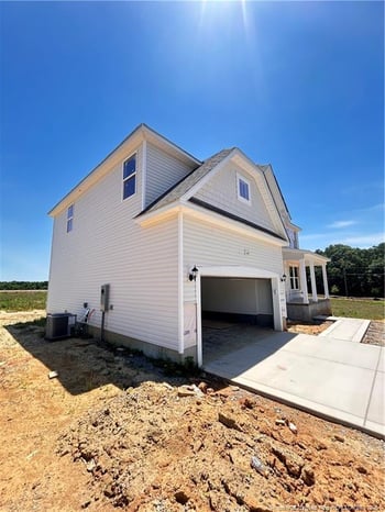 64 Maverick Ln, Dunn, NC 28334