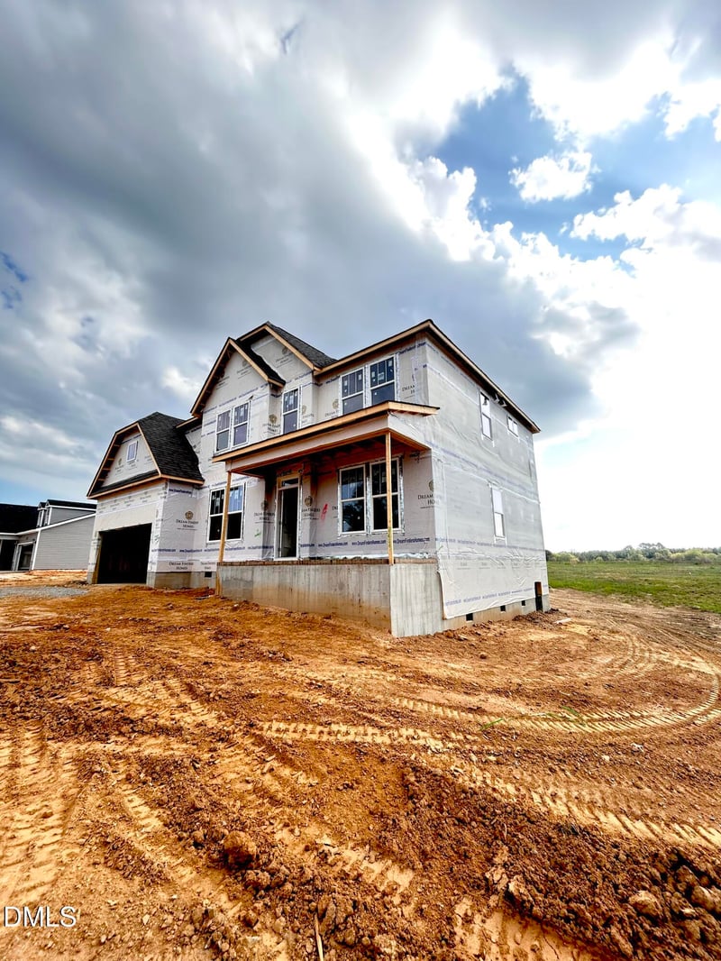 64 Maverick Ln, Dunn, NC 28334