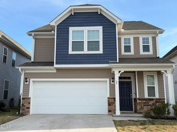 64 Nailsworth St, Angier, NC 27501