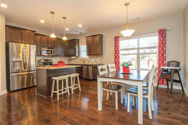 64 Ocean Dr, Clayton, NC 27520