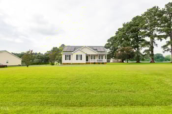 64 Sherman Rd, Fuquay Varina, NC 27526