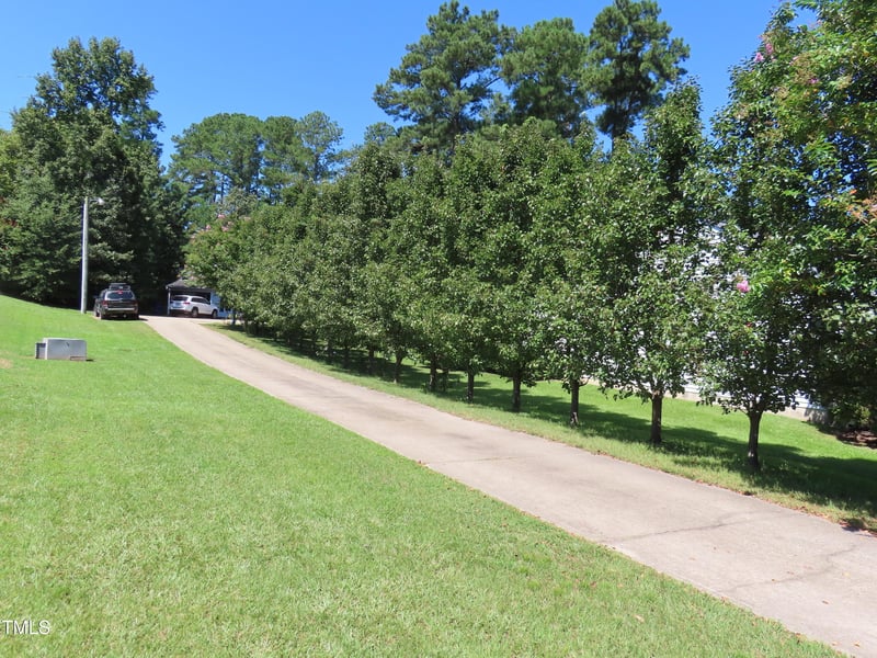 64 Sussex Dr, Smithfield, NC 27577