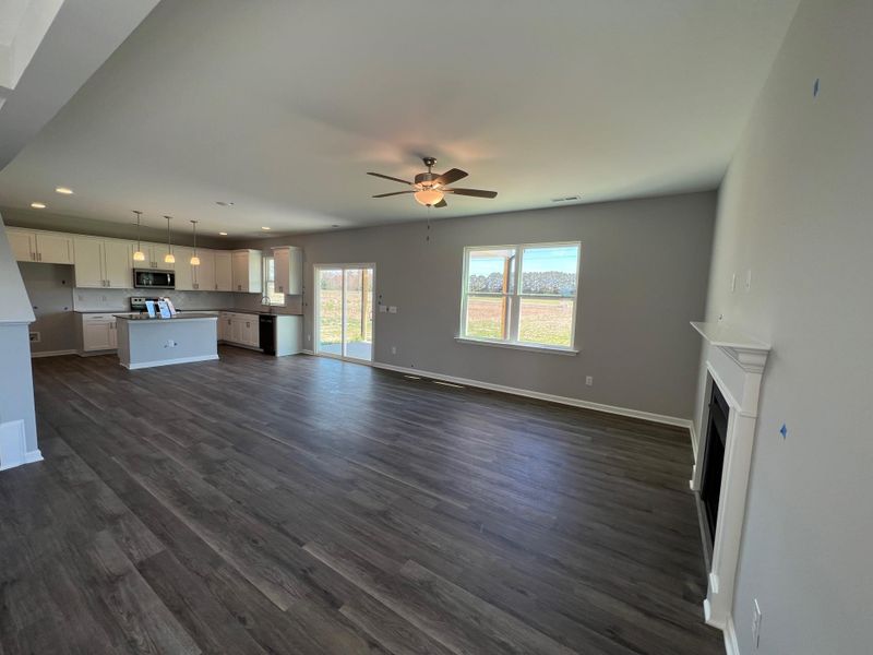 64 Wolf Ridge Ct, Willow Springs, NC 27592