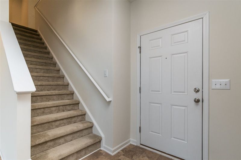 64 Yadkin St, Clayton, NC 27520