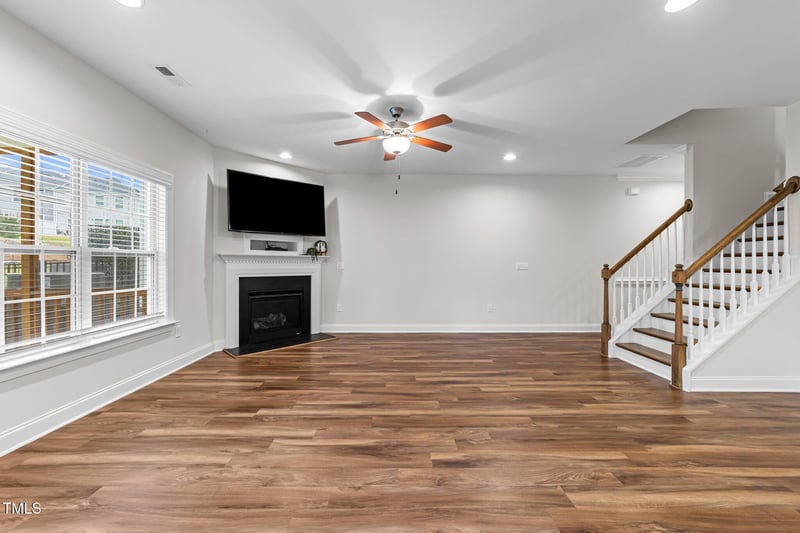 640 Barneswyck Dr, Fuquay Varina, NC 27526