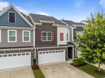 640 Barneswyck Dr, Fuquay Varina, NC 27526