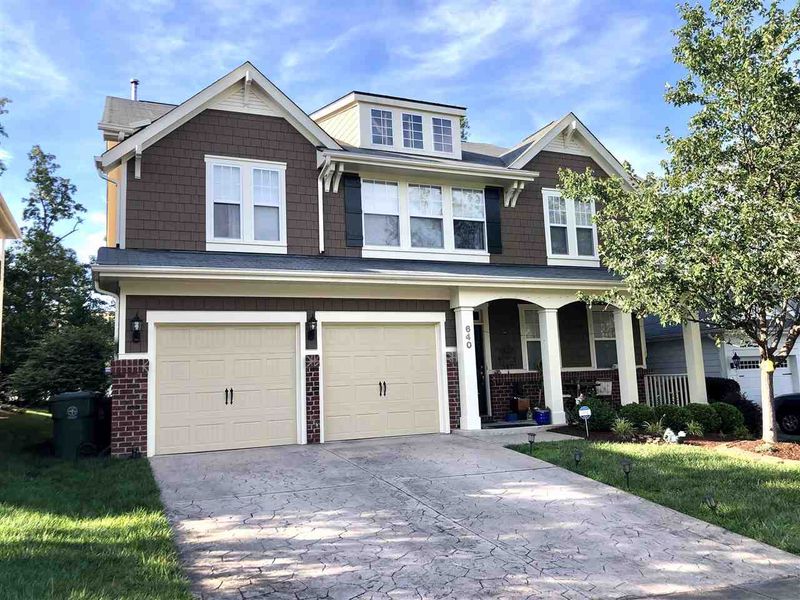 640 Piper Stream Cir, Cary, NC 27519
