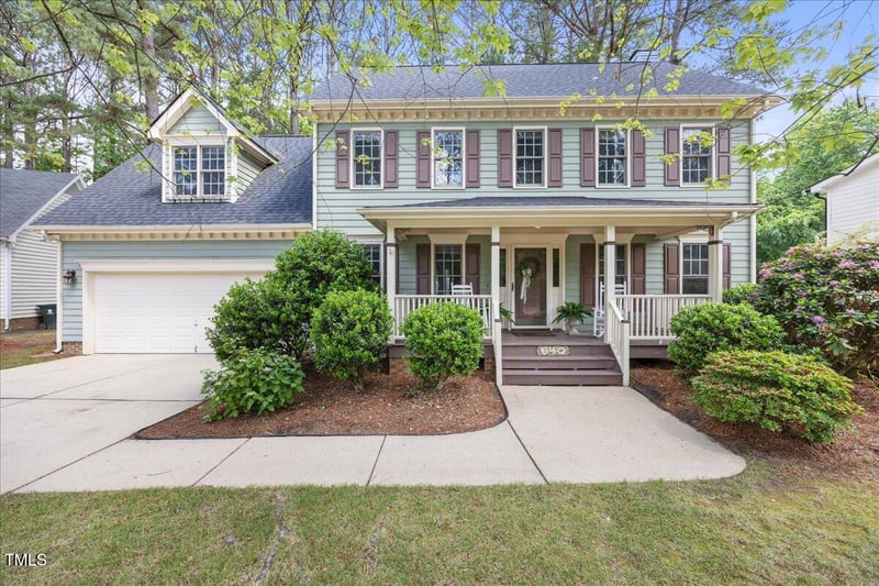 640 St Vincent Dr, Holly Springs, NC 27540