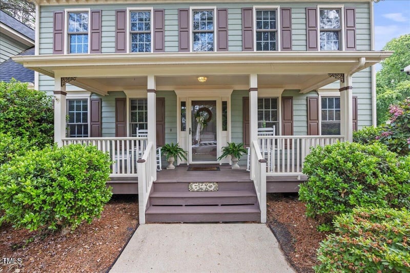 640 St Vincent Dr, Holly Springs, NC 27540